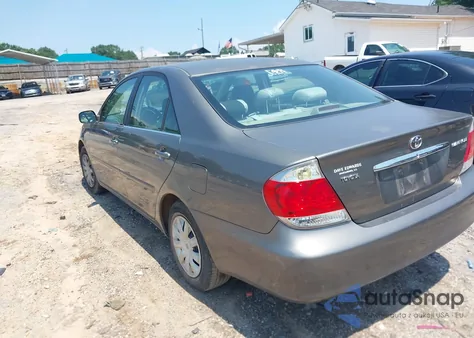 2005 Toyota Camry Le from USA, damaged, VIN 4T1BE32K75U993731